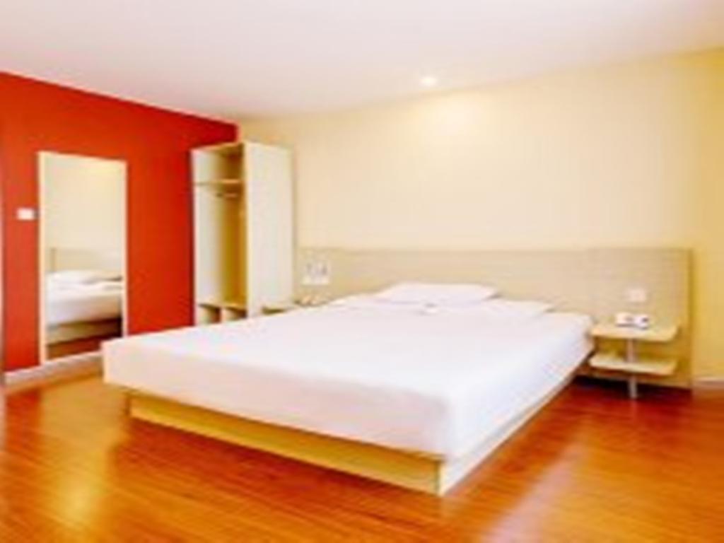Hanting Hotel Beijing Capital Airport Shunyi Exterior photo